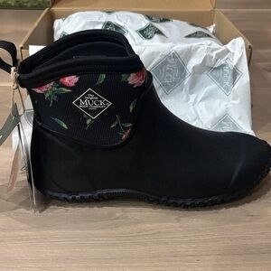Women's Black and Pink Floral Winter Boots